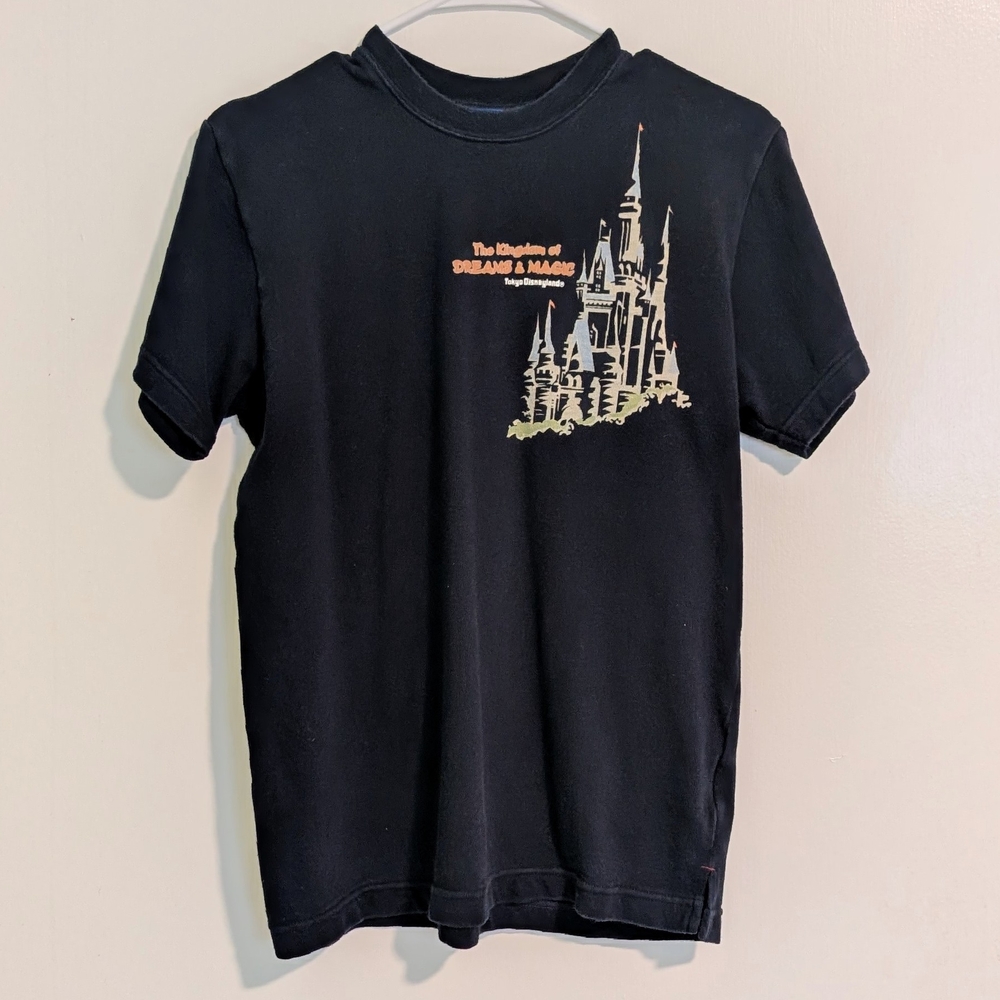 Vintage Disney The Kingdom Of Dreams & Magic Disneyland Tokyo Short Sleeve Tee